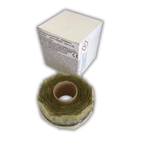 5 cm breites Anzündband, Schachtel mit zwei 10 m Rollen, selbstklebend, Brennzeit: bis 1 s/m (gefaltet) bzw. 20 s/m (offen).